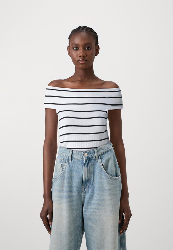 Pieces PCMARGO OFF SHOULDER