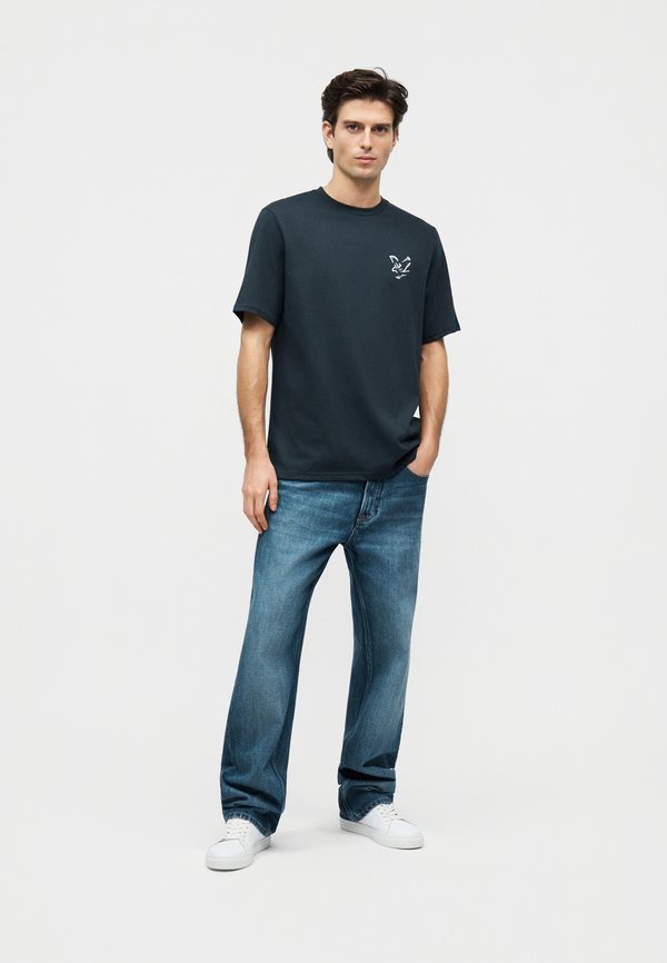 Lyle & Scott CHROME EAGLE GRAPHIC