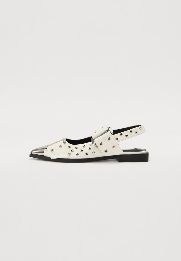 Steve Madden GRAND AVE