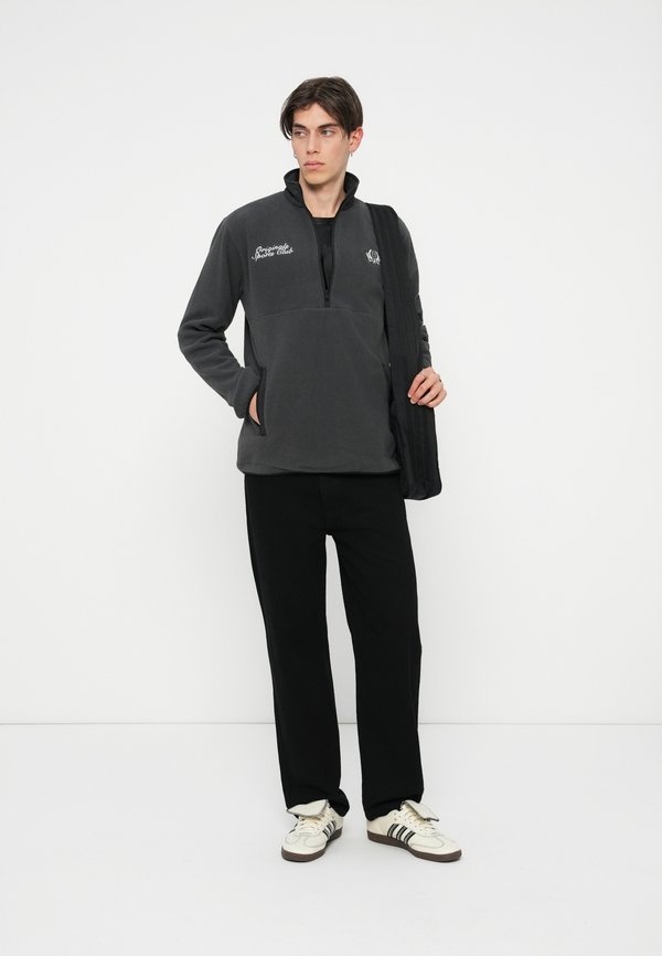 adidas Originals GRAPHIC REG