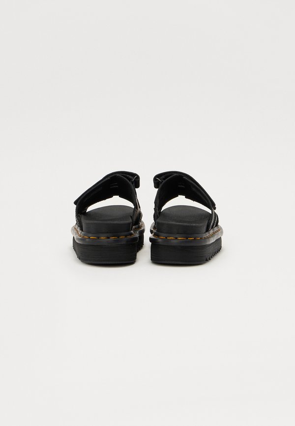 Dr. Martens RAINE
