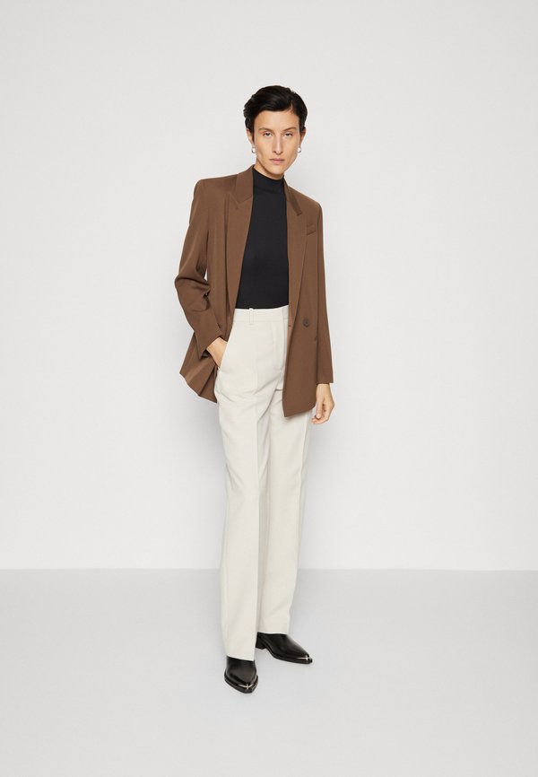 Calvin Klein ESSENTIAL STRAIGHT