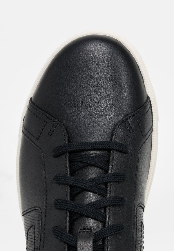 Clarks MAPSTONE
