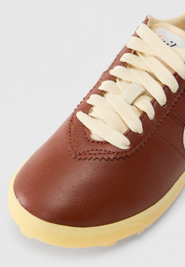 Nike Sportswear ASTROGRABBER