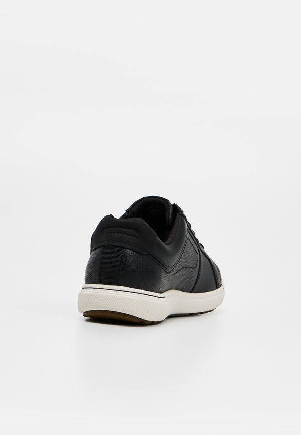 Clarks MAPSTONE