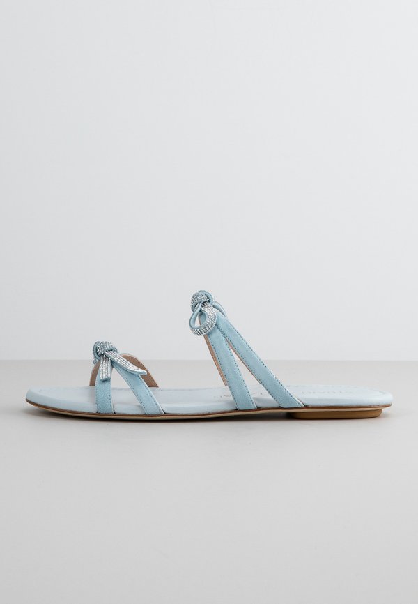 Stuart Weitzman BOW