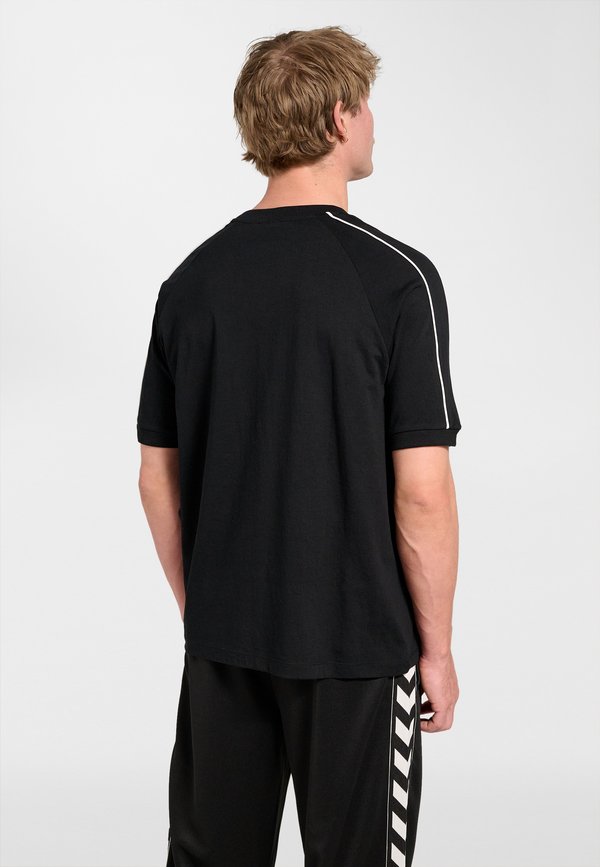 Hummel HUMMEL HMLCLUB REST DAY T-SHIRT S/S