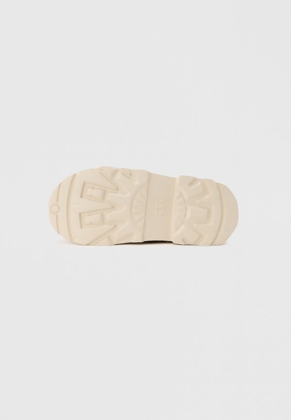 UGG TASMAN