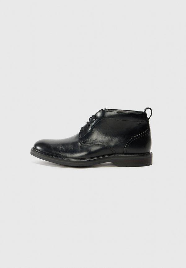 Clarks ALDWIN CHUKKA