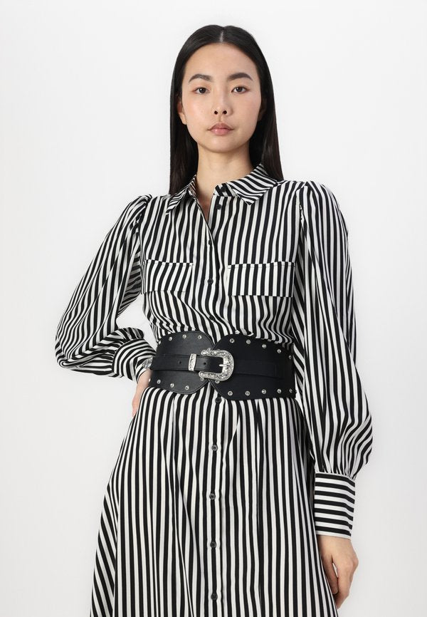 Vero Moda VMCAROE DETAIL CALF DRESS