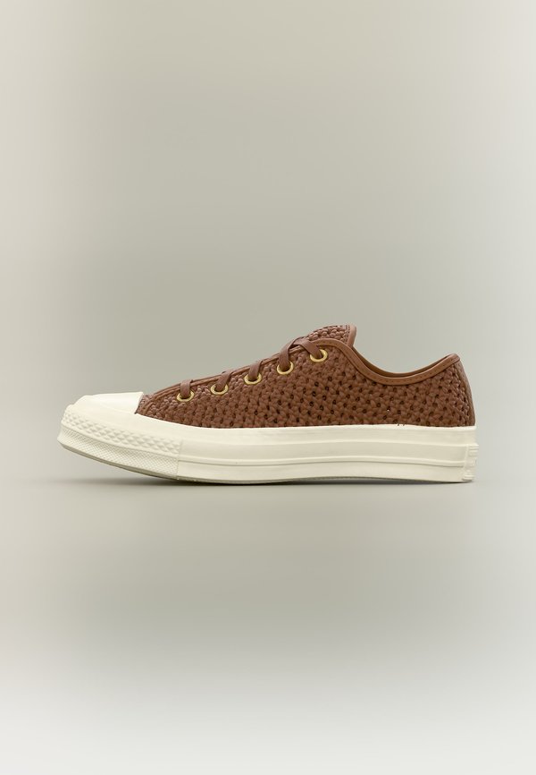 Converse CHUCK 70