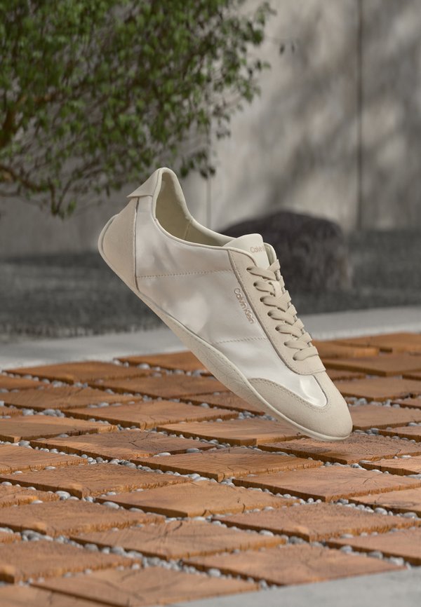 Calvin Klein Trainers - stony beige/dark ecru