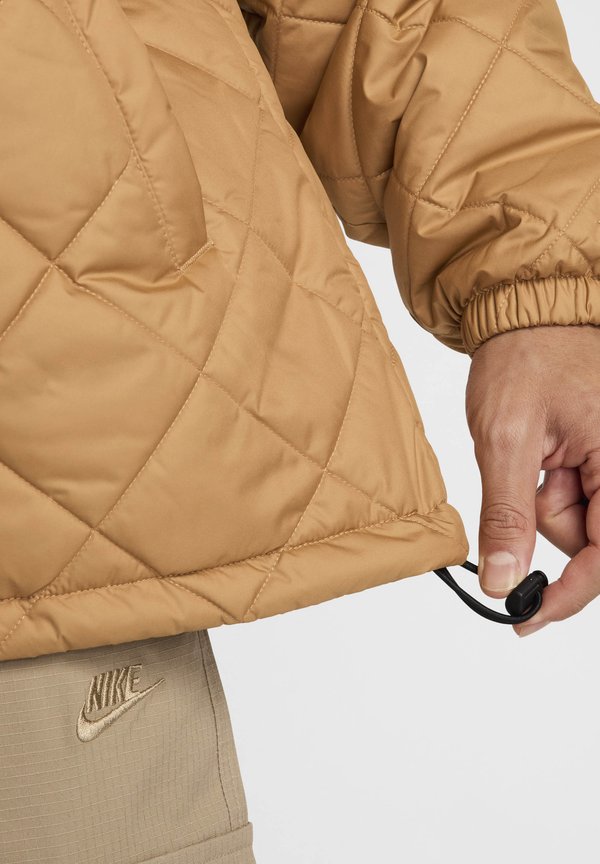 Nike Sportswear CLUB TF LTWT QLT FILL