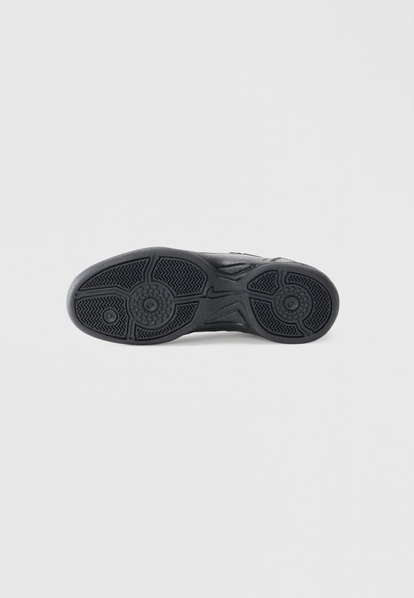 Nike Sportswear T90