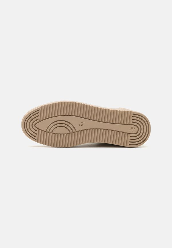 Filling Pieces UNISEX