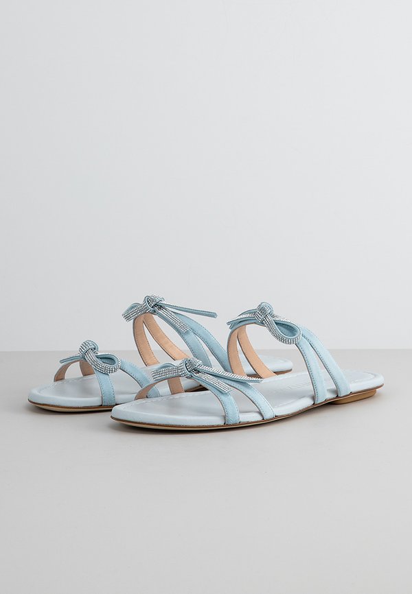 Stuart Weitzman BOW