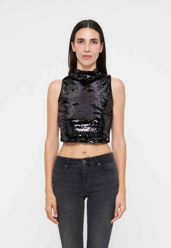 Armani Exchange
