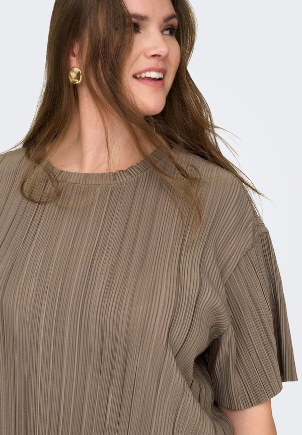 ONLY Carmakoma Pleated CARRAVENNA Pleated