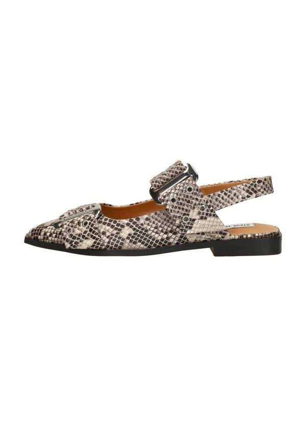 Steve Madden GRAND AVE