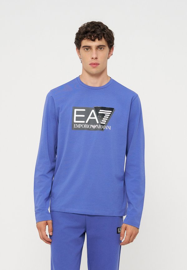 EA7 Emporio Armani