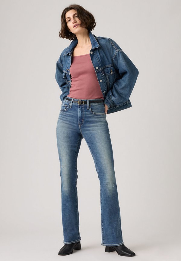 Levi's® 725® HIGH RISE BOOTCUT