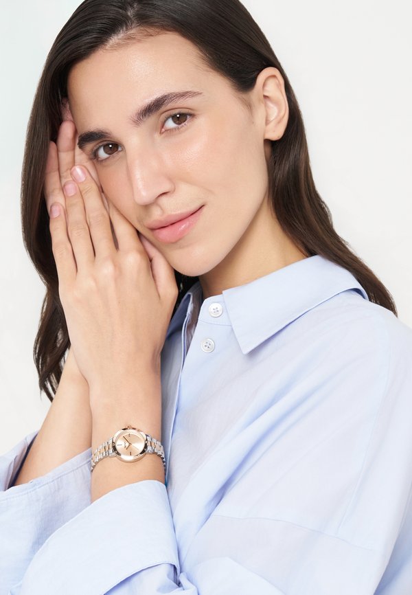DKNY