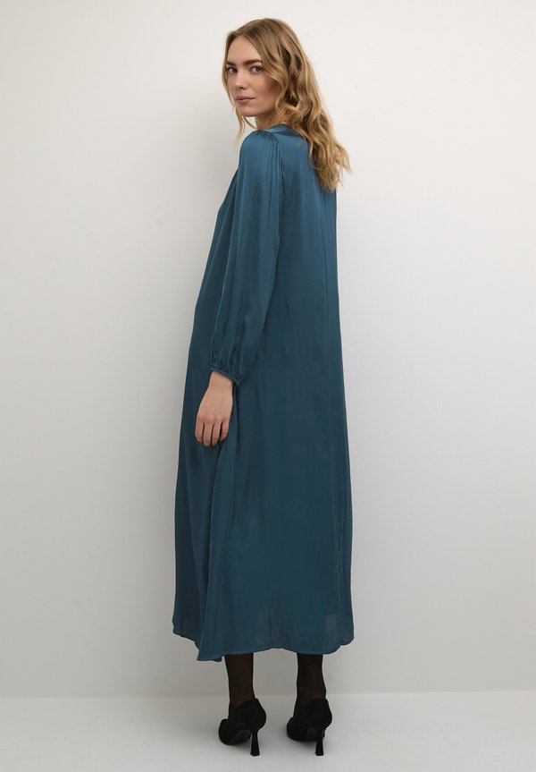 Cream CRANAMONA CAFTAN - MOLLIE FIT
