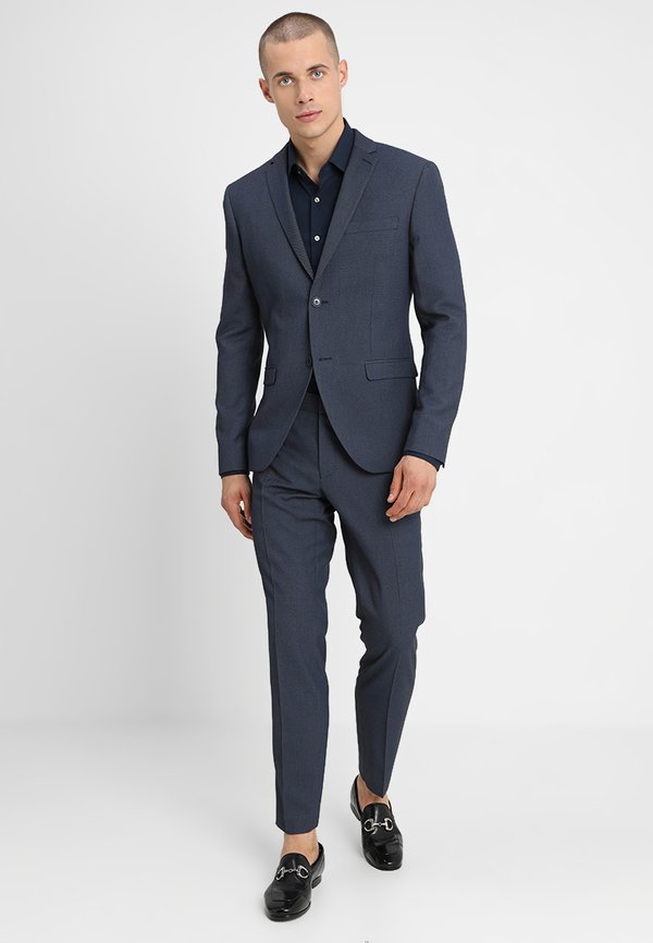 Isaac Dewhirst FASHION STRUCTURE SUIT SLIM FIT