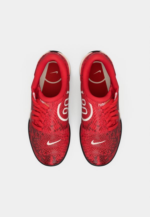 Nike Sportswear T90 SE
