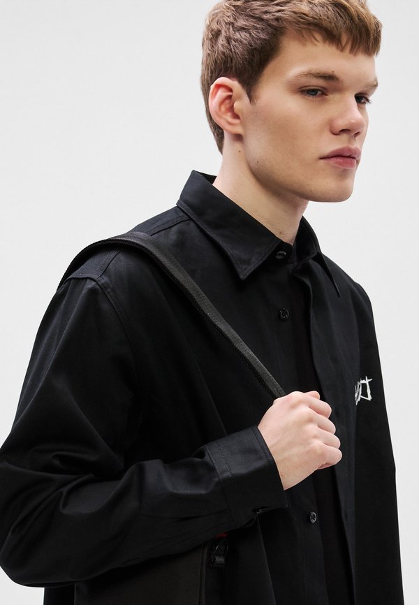 HUGO EBOLT
