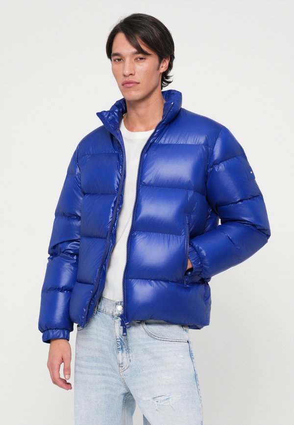 Tommy Hilfiger STAND PUFFER