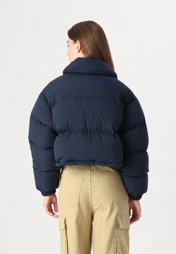 Tommy Jeans  BADGE COLLAR PUFFER