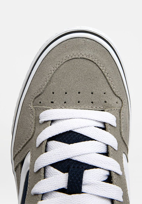 Vans CALDRONE