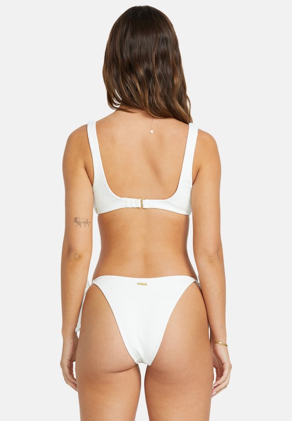 Billabong MIT  BEDECKUNG