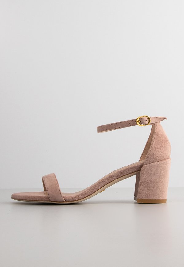 Stuart Weitzman
