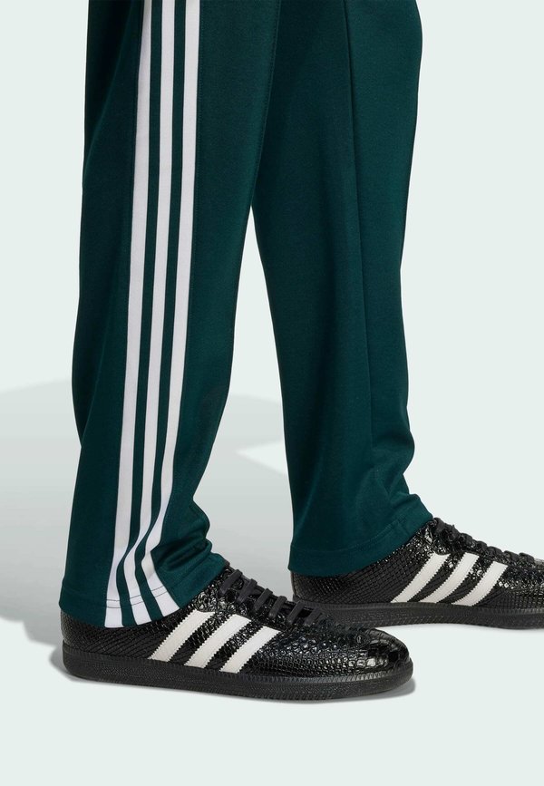 adidas Originals CLASSIC TP
