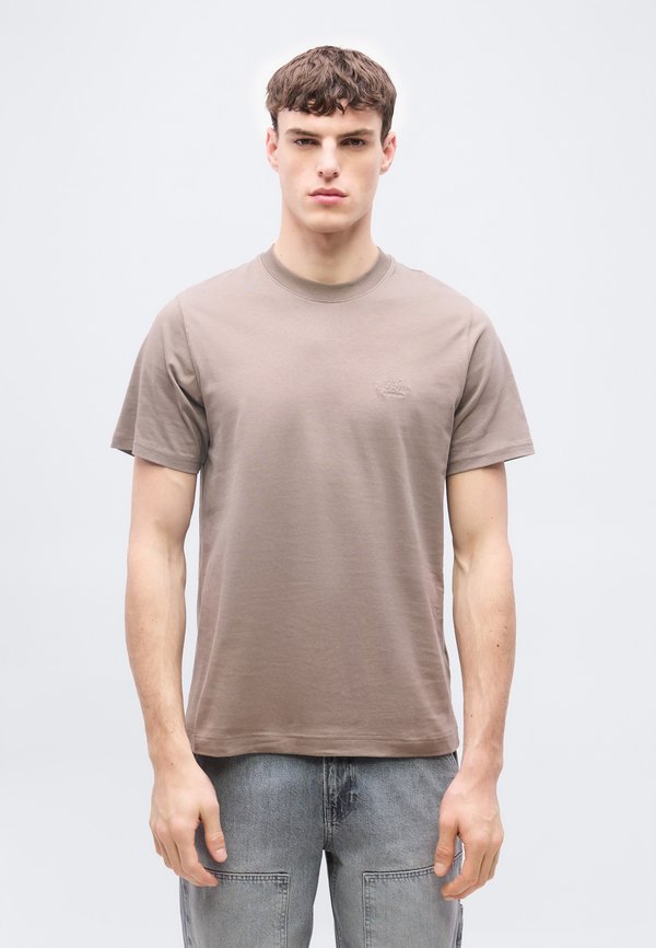 Mads Nørgaard FRODE LOGO TEE
