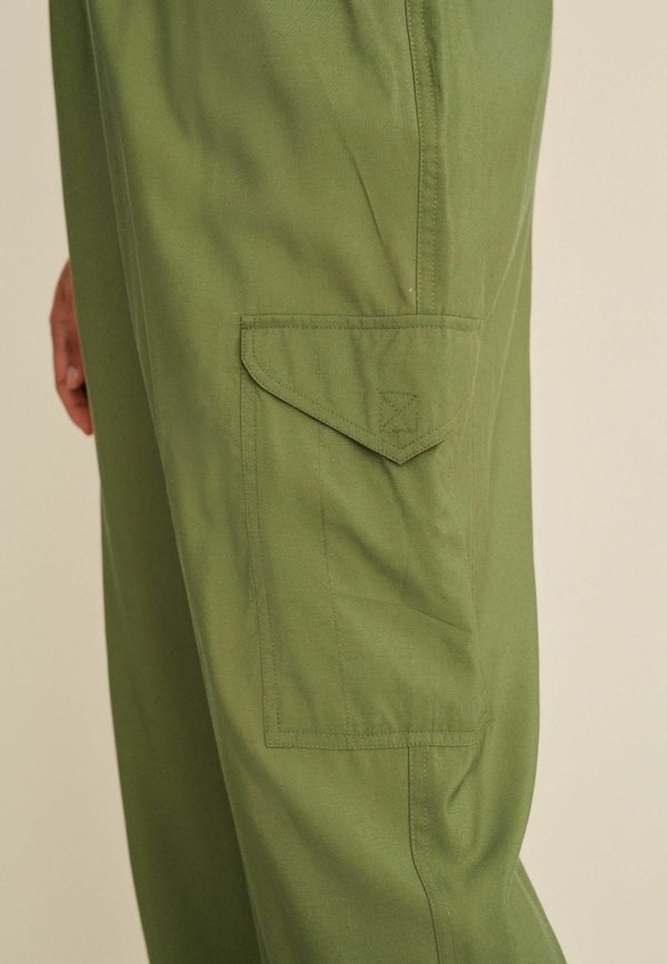 Next CARGO TROUSERS WITH ELASTICATED DRAWSTRING