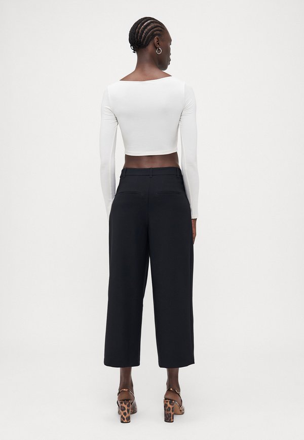 ONLY Tall ONLLANDO PLEAT CULOTTE