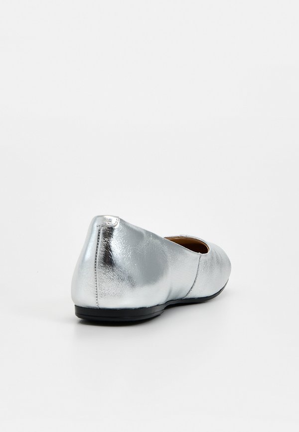 Clarks LIVIA
