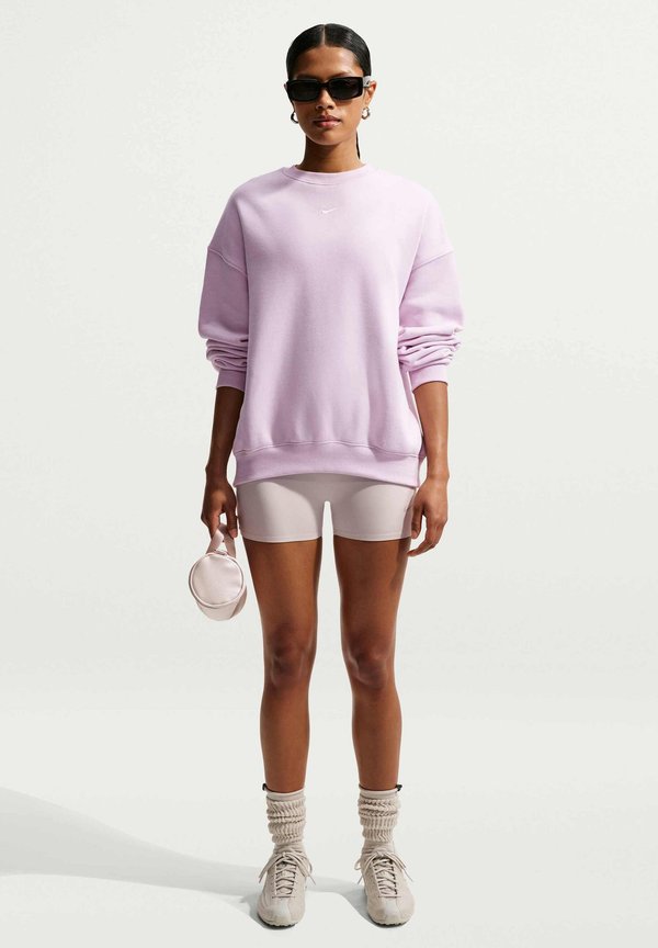 Nike Sportswear STUDIO FLEECE MEDIUM WEIGHT OVERSIZED CREW - Sweatshirt - bleached lilac/sail