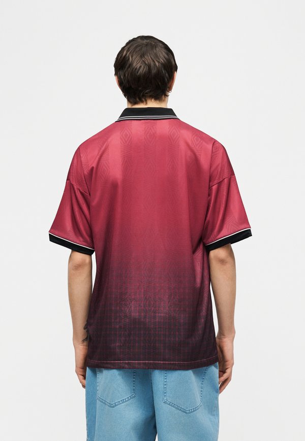 Umbro BOXY FOOTBALL SHIRT