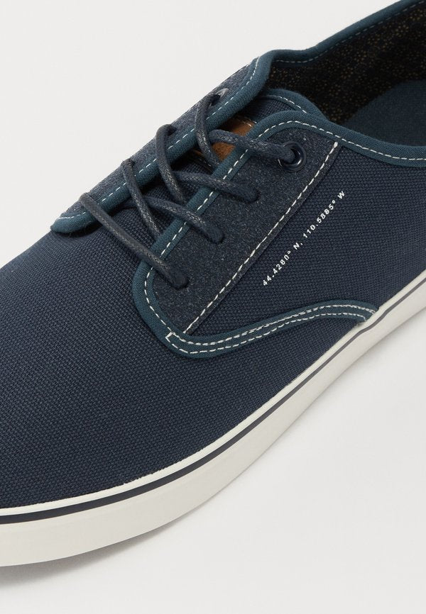 Pier One by Zalando