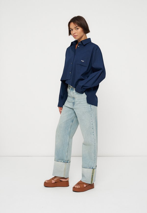 MOSCHINO JEANS
