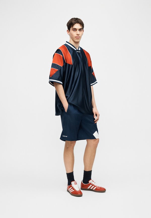 adidas Originals LOOSE