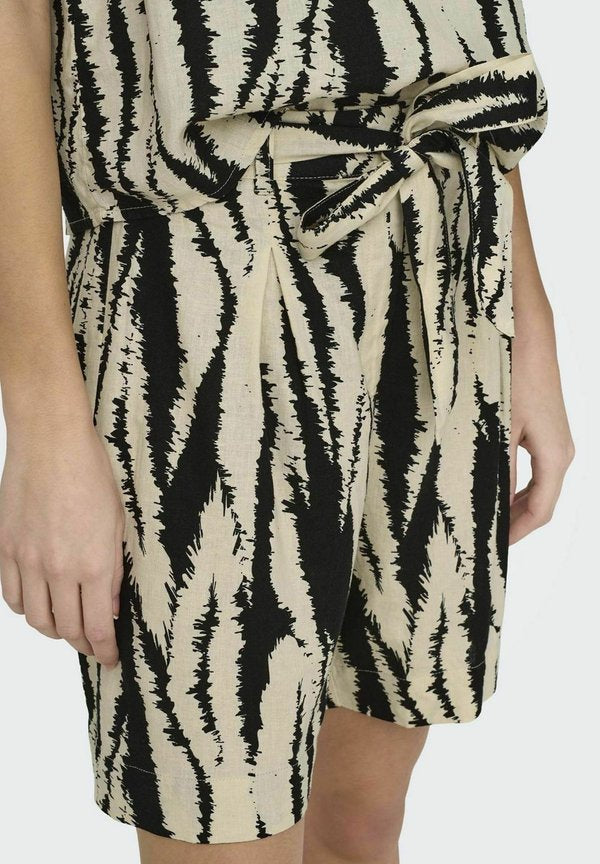 JDY JDYPALERMO High waist Regular Fit