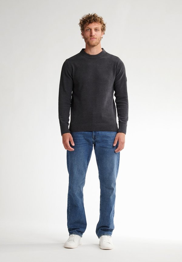 Petrol Industries ANTIGO ROUND NECK