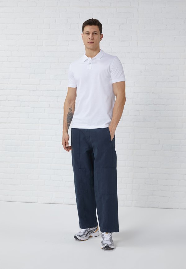 Pier One by Zalando