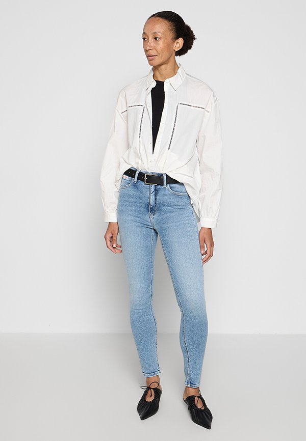 Calvin Klein Jeans