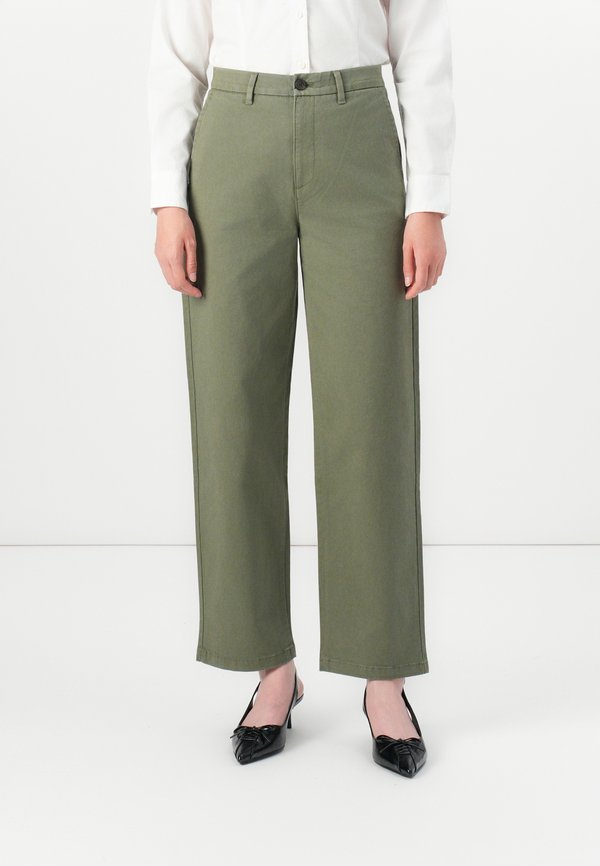 DOCKERS BLAKE